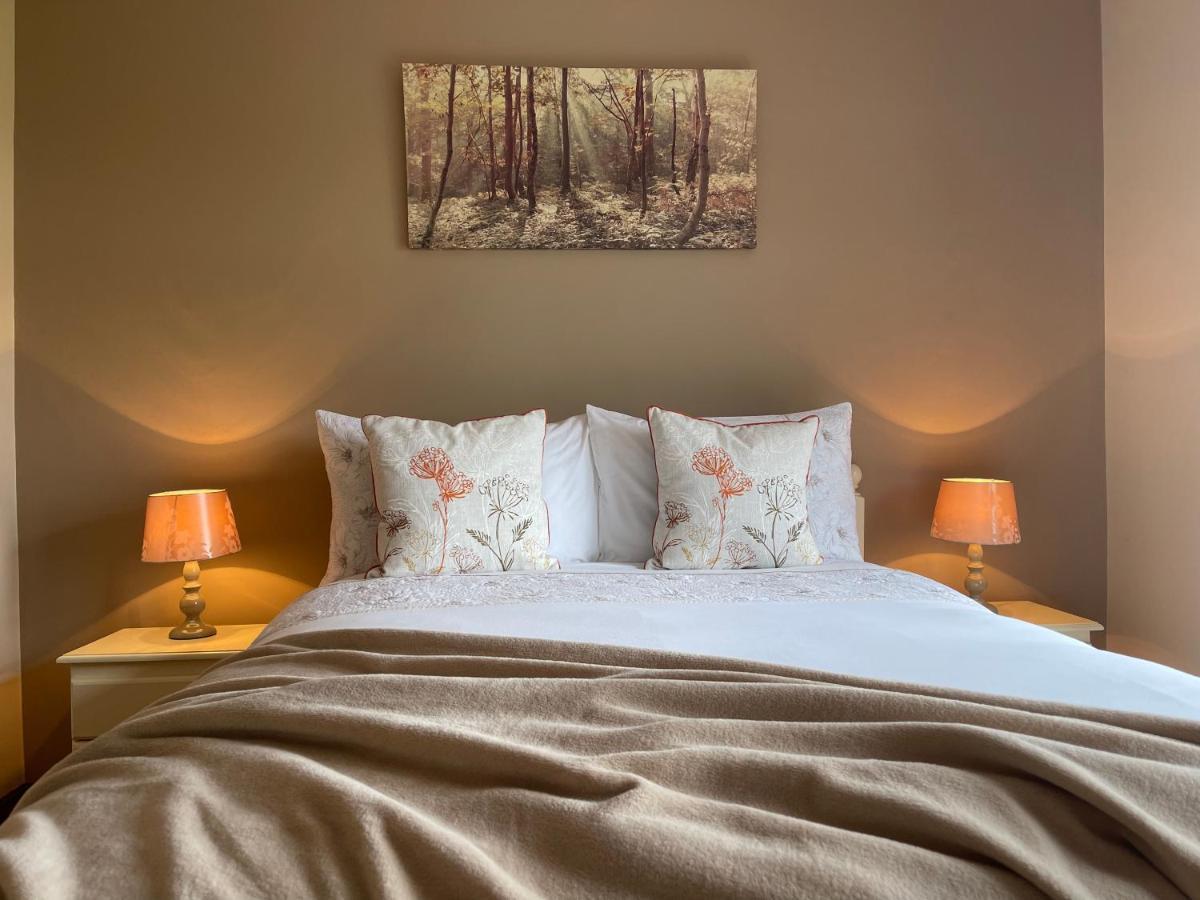 Greenfields Country House Latton Экстерьер фото