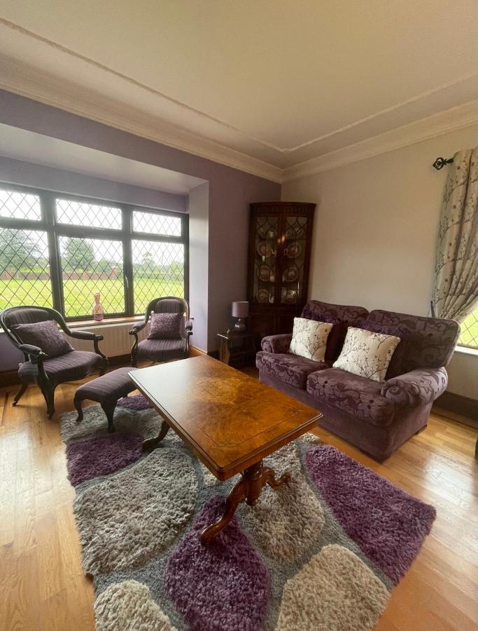 Greenfields Country House Latton Экстерьер фото