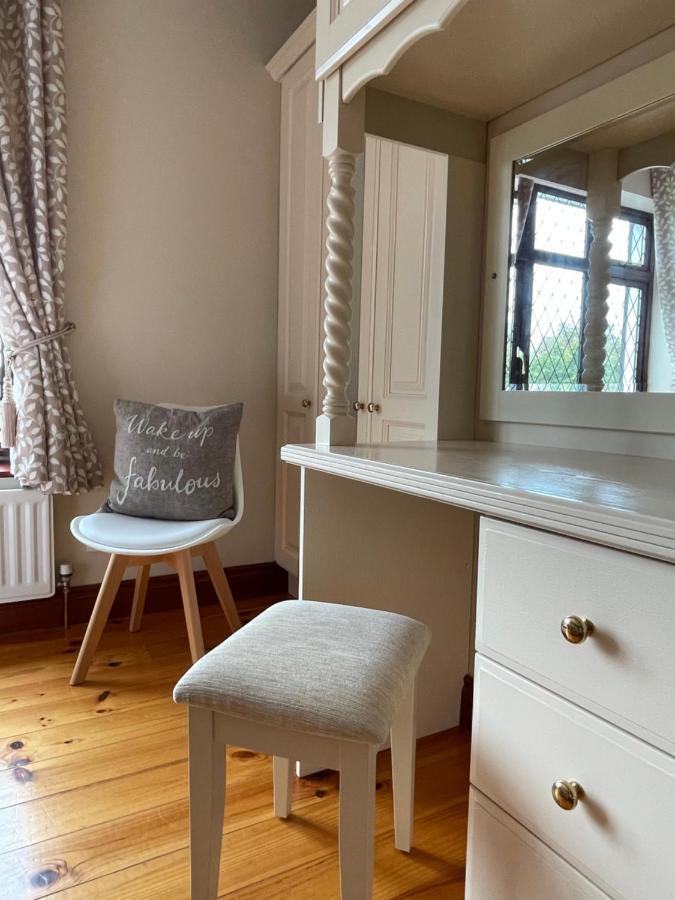 Greenfields Country House Latton Экстерьер фото