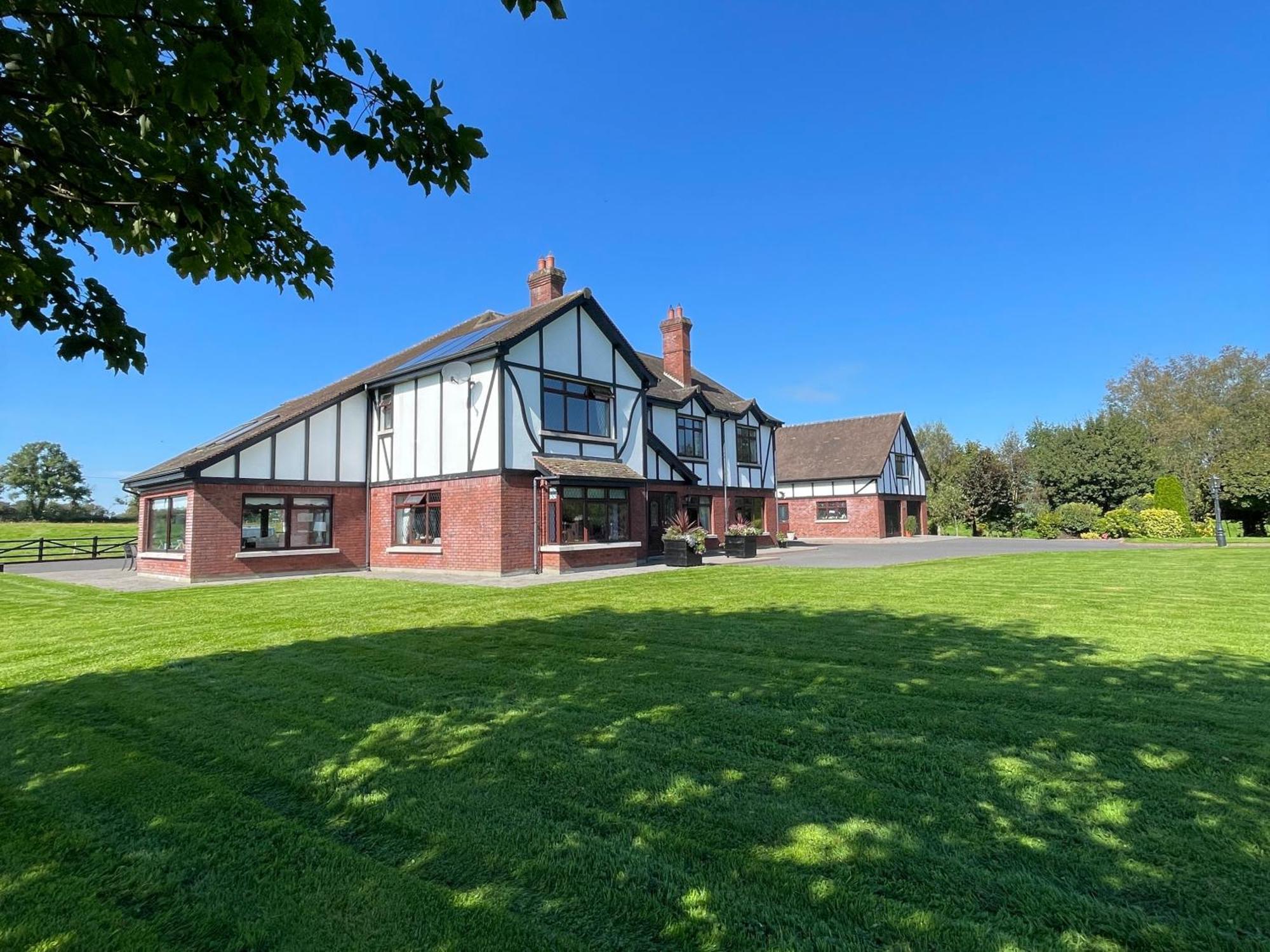 Greenfields Country House Latton Экстерьер фото
